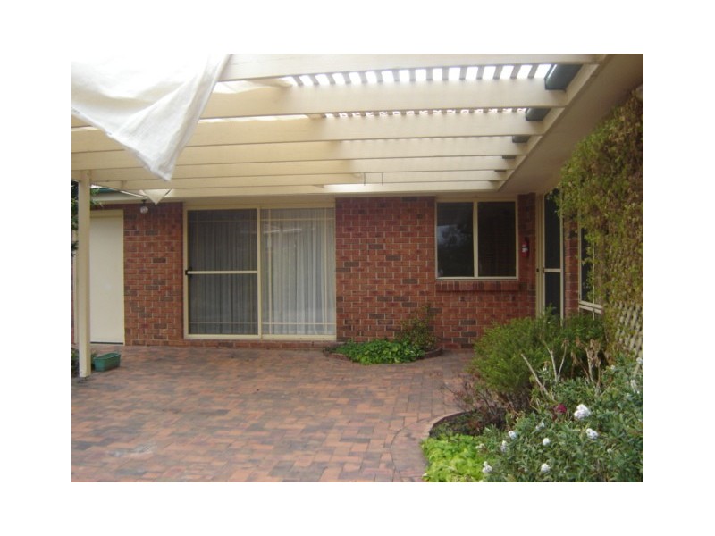 69 Bicentennial Drive, Jerrabomberra NSW 2619