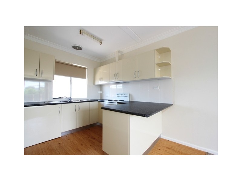 2/12 Sunnybar Parade, Queanbeyan NSW 2620