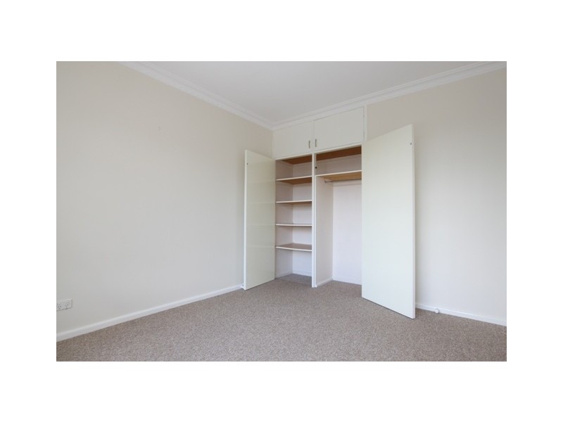 2/12 Sunnybar Parade, Queanbeyan NSW 2620