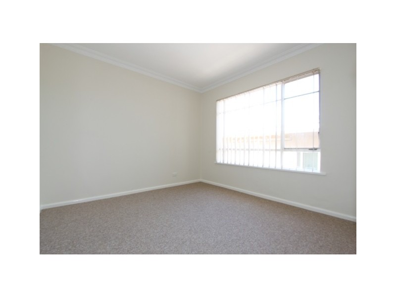 2/12 Sunnybar Parade, Queanbeyan NSW 2620