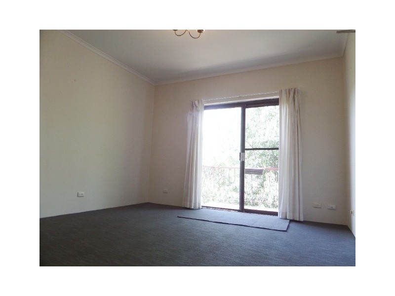 17/5 Mowatt Street, Queanbeyan NSW 2620