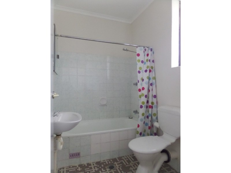 17/5 Mowatt Street, Queanbeyan NSW 2620