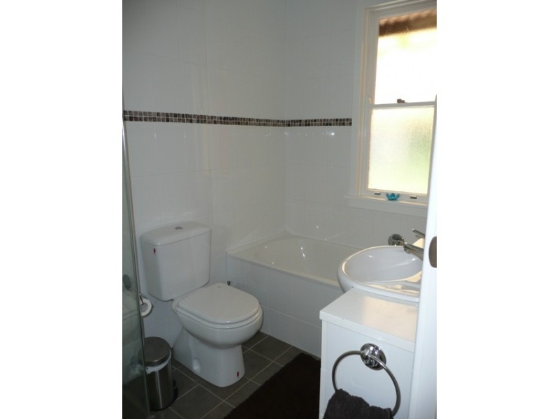 127 Donald Road, Queanbeyan NSW 2620