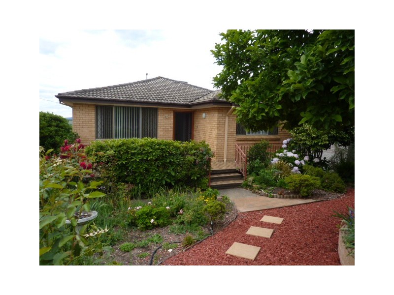 18 Stuart Street, Queanbeyan NSW 2620