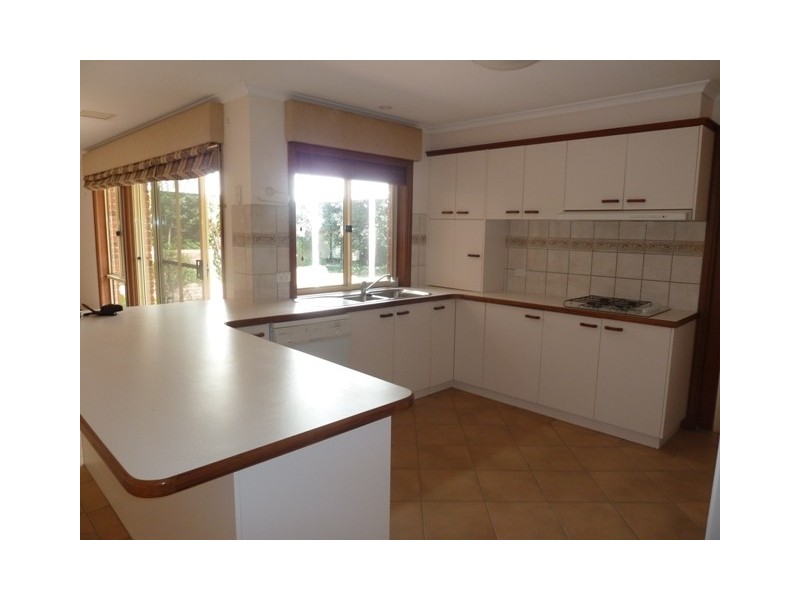 69 Bicentennial Drive, Jerrabomberra NSW 2619