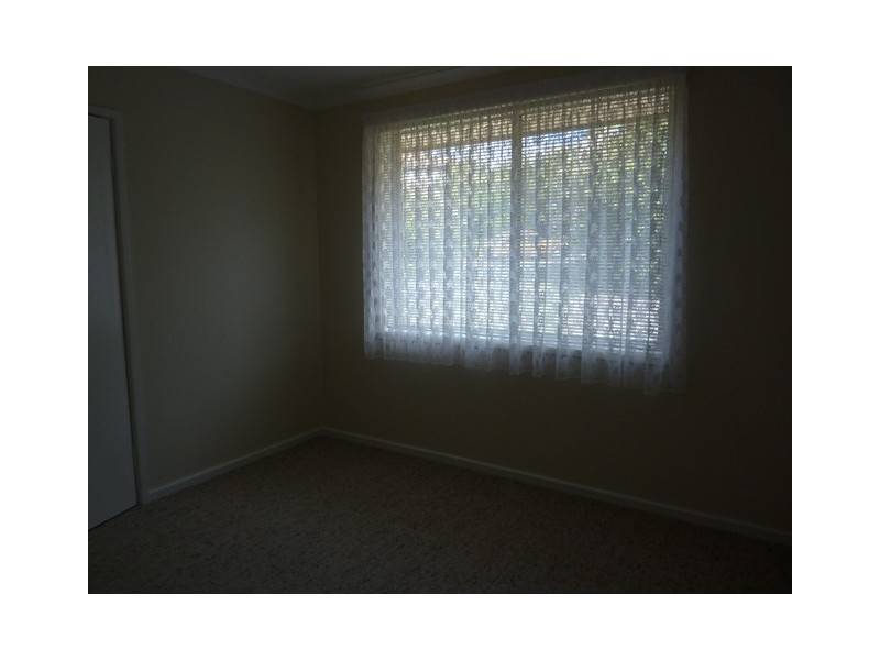 18 Pindari Crescent, Queanbeyan NSW 2620