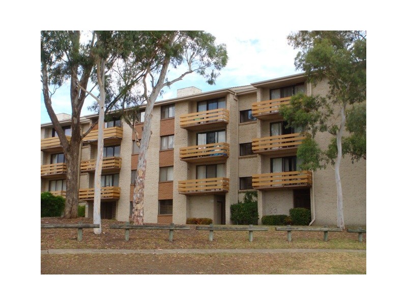 20/5 Crest Road, Queanbeyan NSW 2620