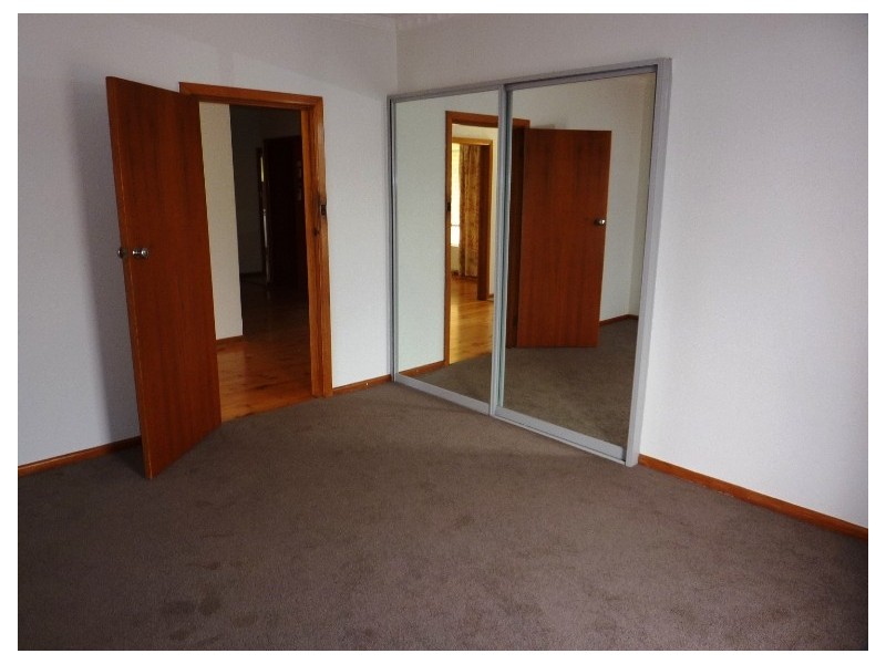 107 Campbell Street, Queanbeyan NSW 2620