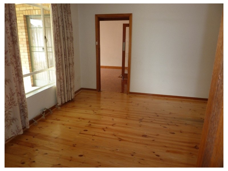 107 Campbell Street, Queanbeyan NSW 2620