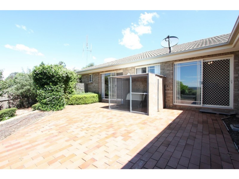 5 Baden Place, Queanbeyan NSW 2620