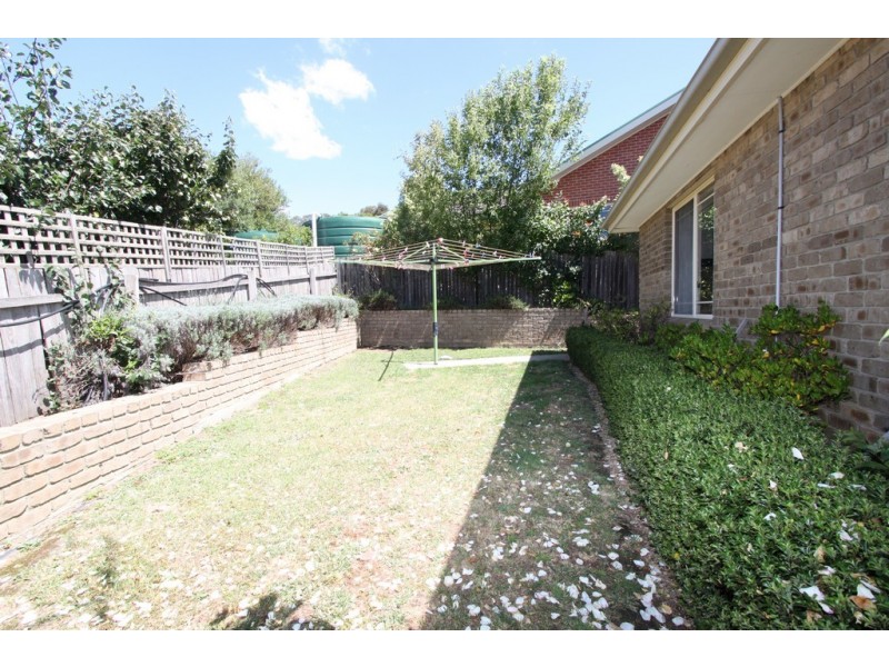 5 Baden Place, Queanbeyan NSW 2620