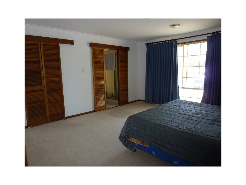 89A Cavanagh Close, Queanbeyan NSW 2620