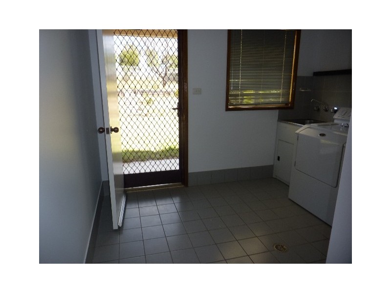 89A Cavanagh Close, Queanbeyan NSW 2620