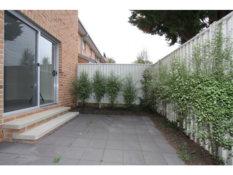 4/83 Tharwa Road, Queanbeyan NSW 2620