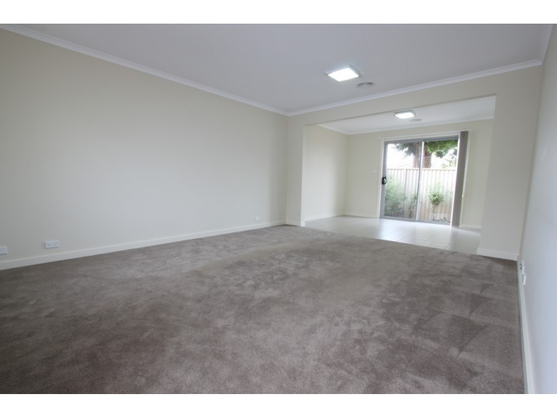 4/83 Tharwa Road, Queanbeyan NSW 2620