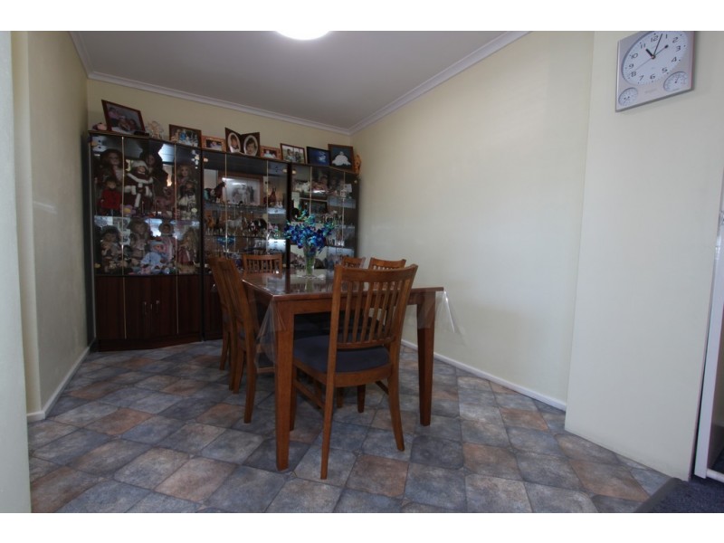 2/30 Donald Road, Queanbeyan NSW 2620