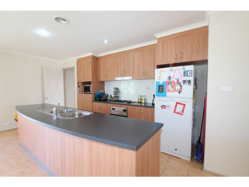 26 Unwin Avenue, Jerrabomberra NSW 2619