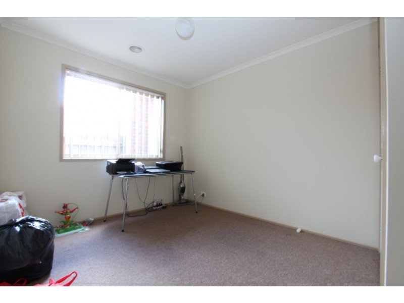 26 Unwin Avenue, Jerrabomberra NSW 2619