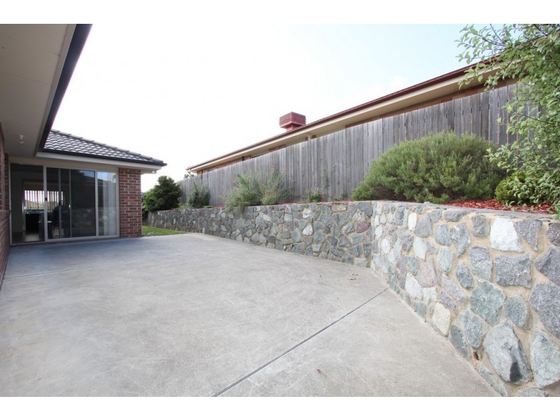 26 Unwin Avenue, Jerrabomberra NSW 2619