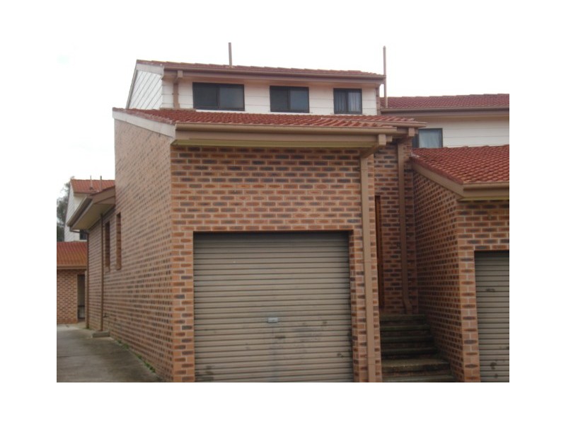 1/7 Adams Street, Queanbeyan NSW 2620