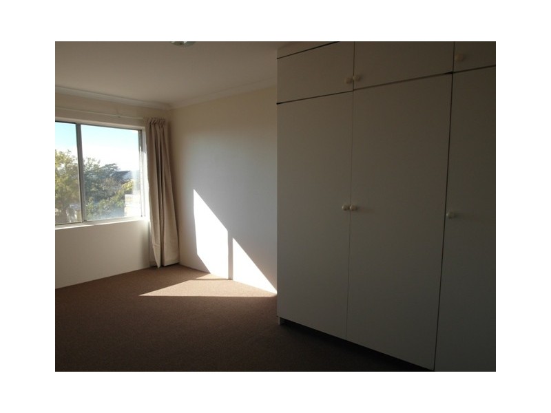 13/12 Federal Avenue, Queanbeyan NSW 2620