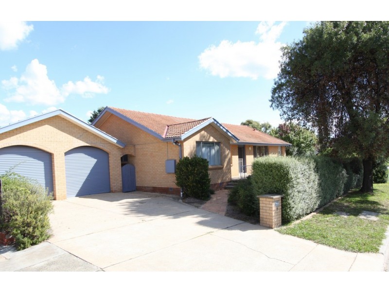 7 Dane Street, Queanbeyan NSW 2620