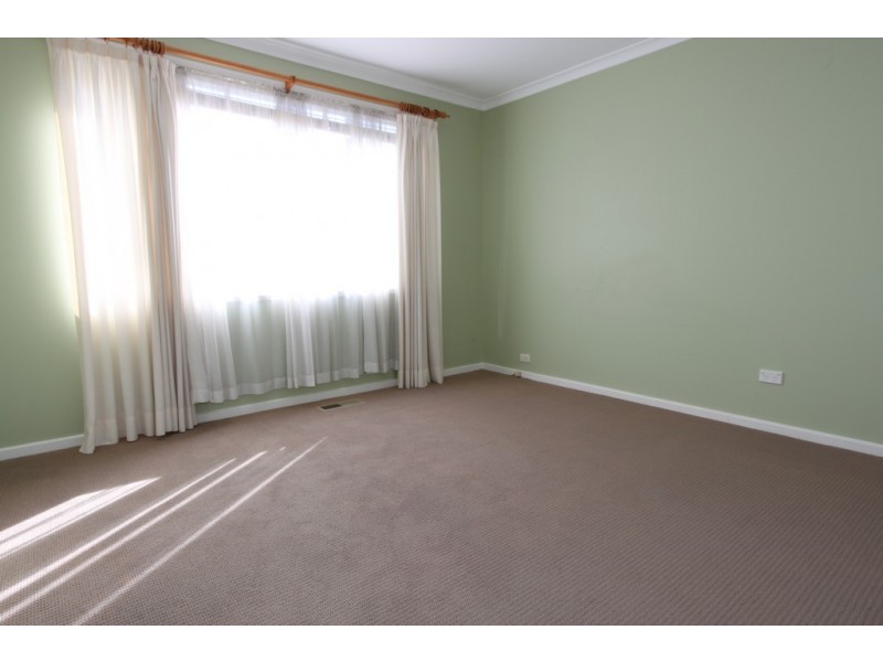 7 Dane Street, Queanbeyan NSW 2620