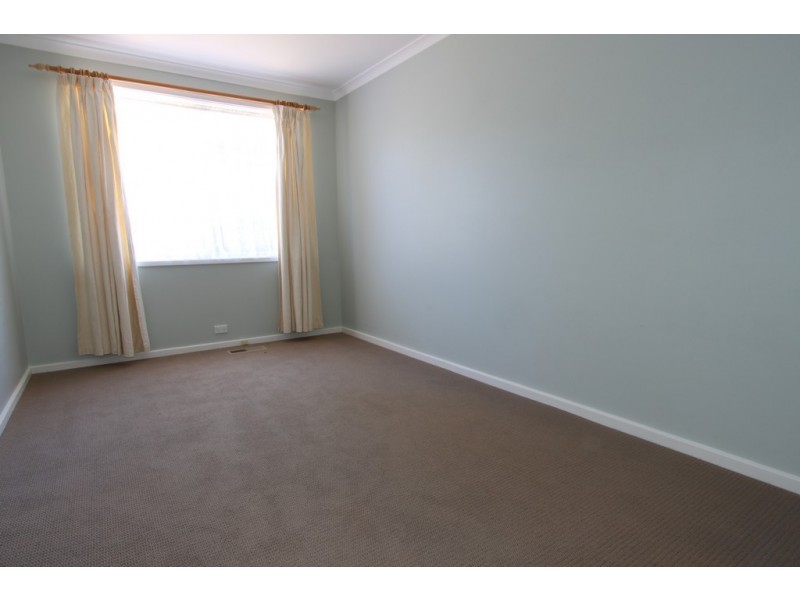 7 Dane Street, Queanbeyan NSW 2620