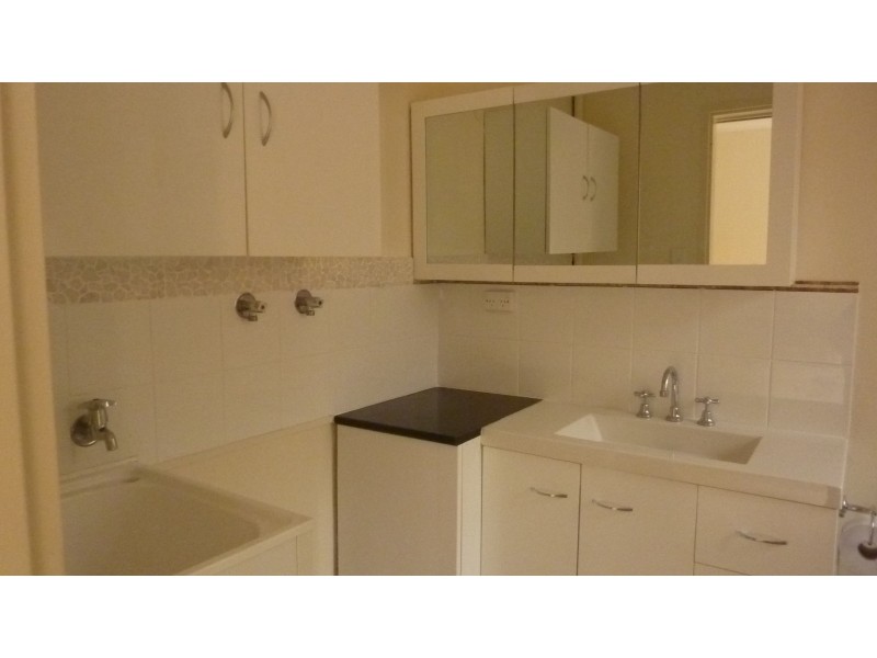 16/124  Henderson Road, Queanbeyan NSW 2620