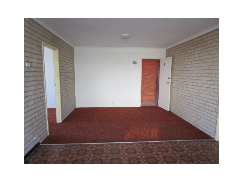 6/31 Mowatt Street, Queanbeyan NSW 2620