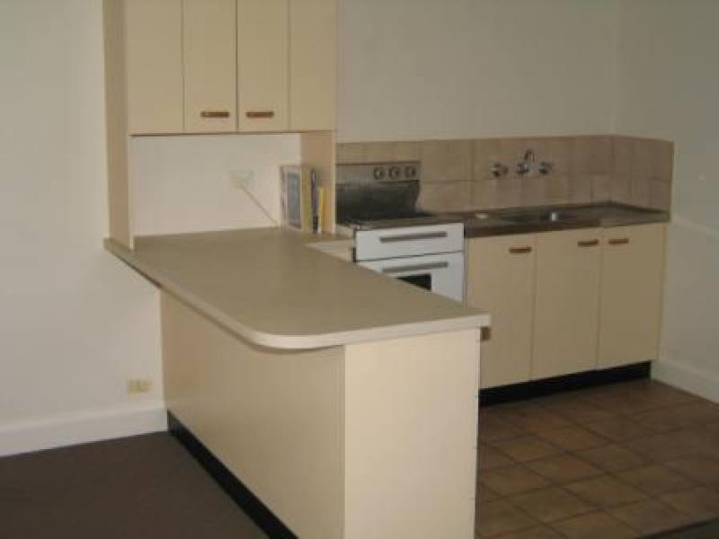 2/20 Charles Street, Queanbeyan NSW 2620