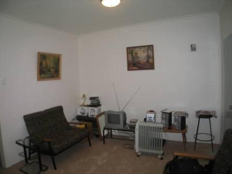 2/20 Charles Street, Queanbeyan NSW 2620