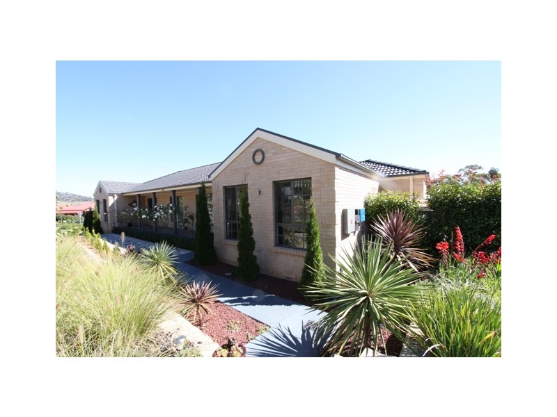 181 Waterfall Drive, Jerrabomberra NSW 2619