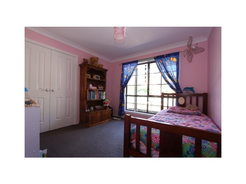 181 Waterfall Drive, Jerrabomberra NSW 2619