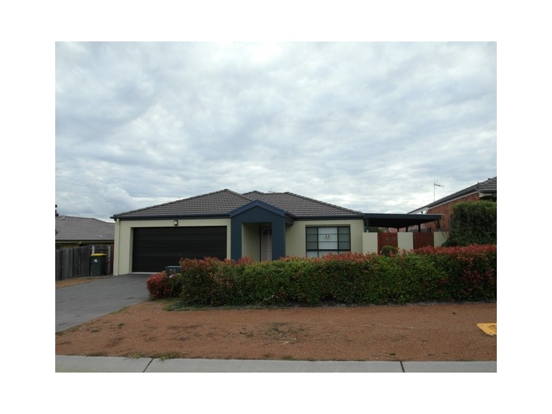 34 Unwin Avenue, Jerrabomberra NSW 2619