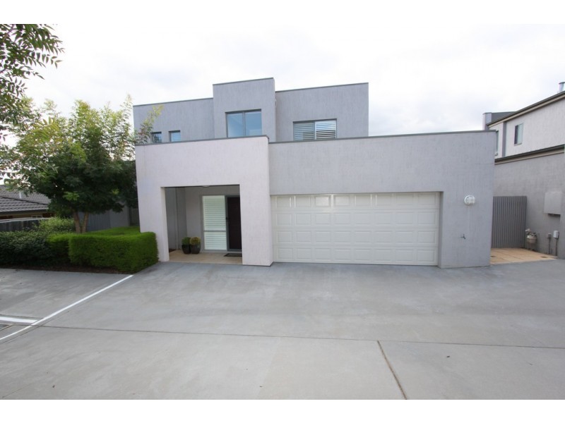 3/15 Ironbark Circuit, Jerrabomberra NSW 2619
