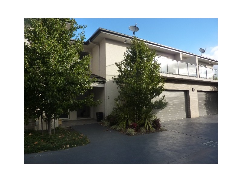 3/5 Brudenell Drive, Jerrabomberra NSW 2619