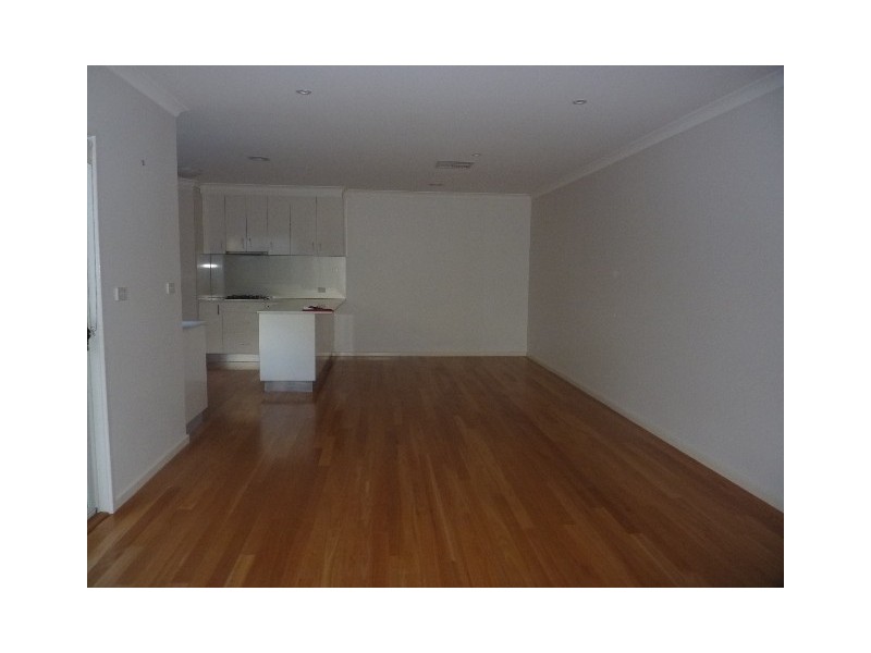 3/5 Brudenell Drive, Jerrabomberra NSW 2619