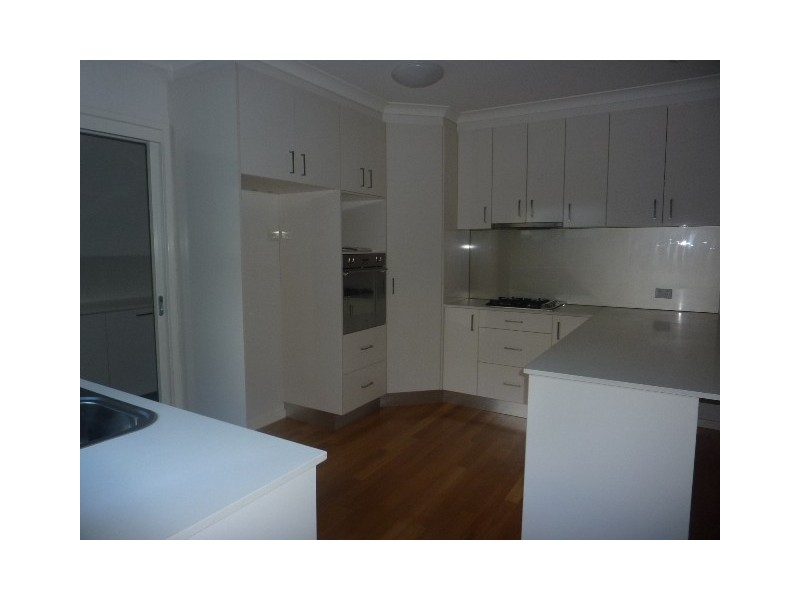3/5 Brudenell Drive, Jerrabomberra NSW 2619