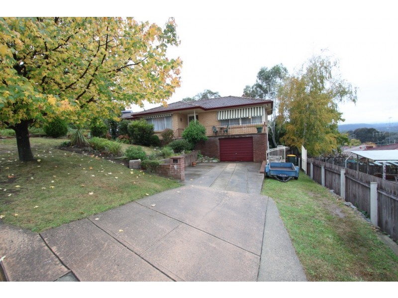 4 Cypress Place, Queanbeyan NSW 2620