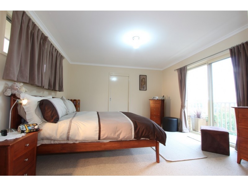 4 Cypress Place, Queanbeyan NSW 2620