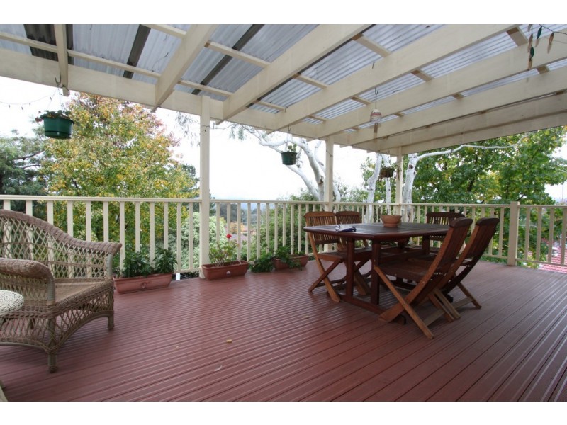 4 Cypress Place, Queanbeyan NSW 2620