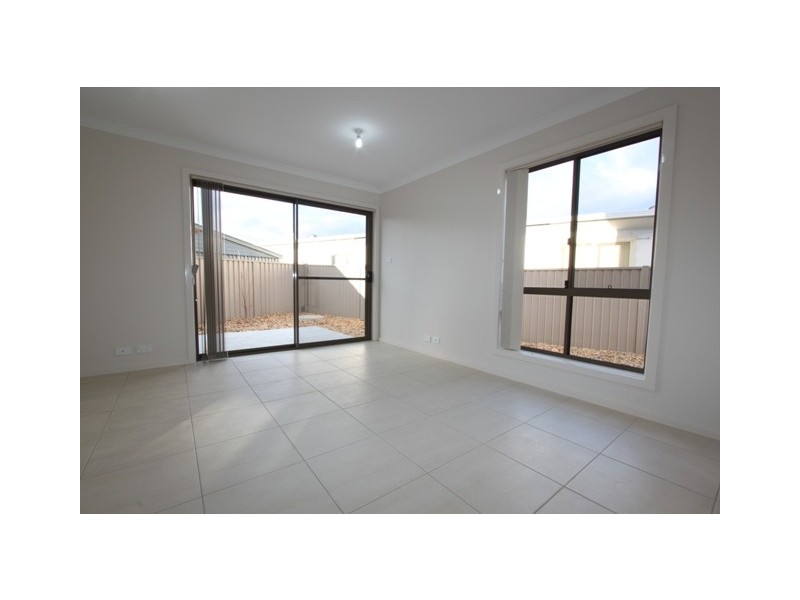 4/26 Carrington Street, Queanbeyan NSW 2620