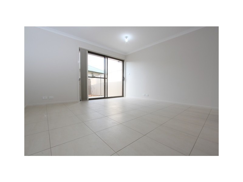 11/26 Carrington Street, Queanbeyan NSW 2620