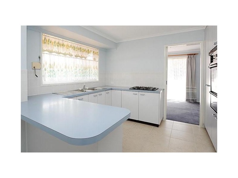 19 Crest Park Parade, Queanbeyan NSW 2620