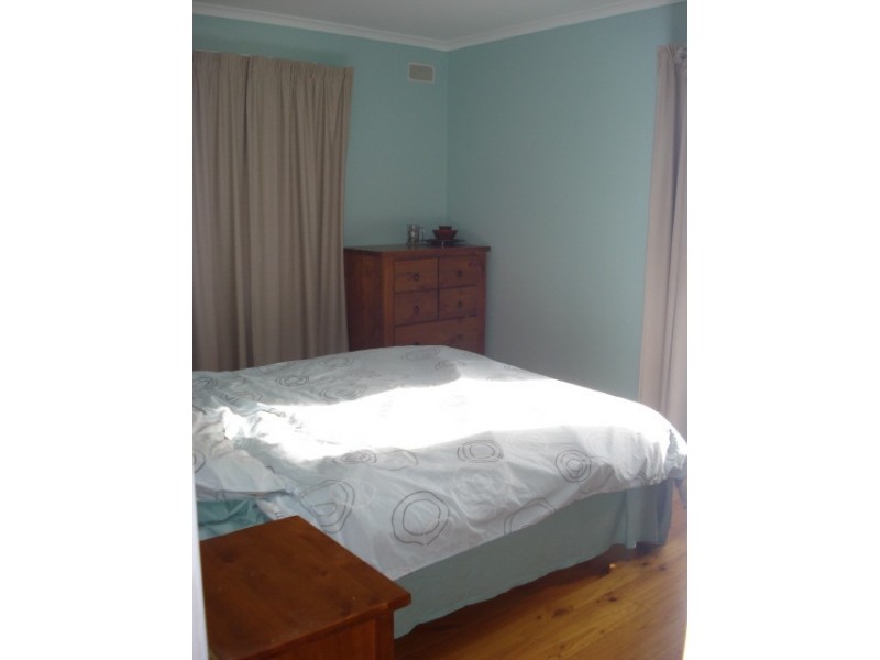 34 Karri Crescent, Queanbeyan NSW 2620