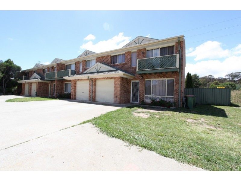 6/3 Yarrow Street, Queanbeyan NSW 2620