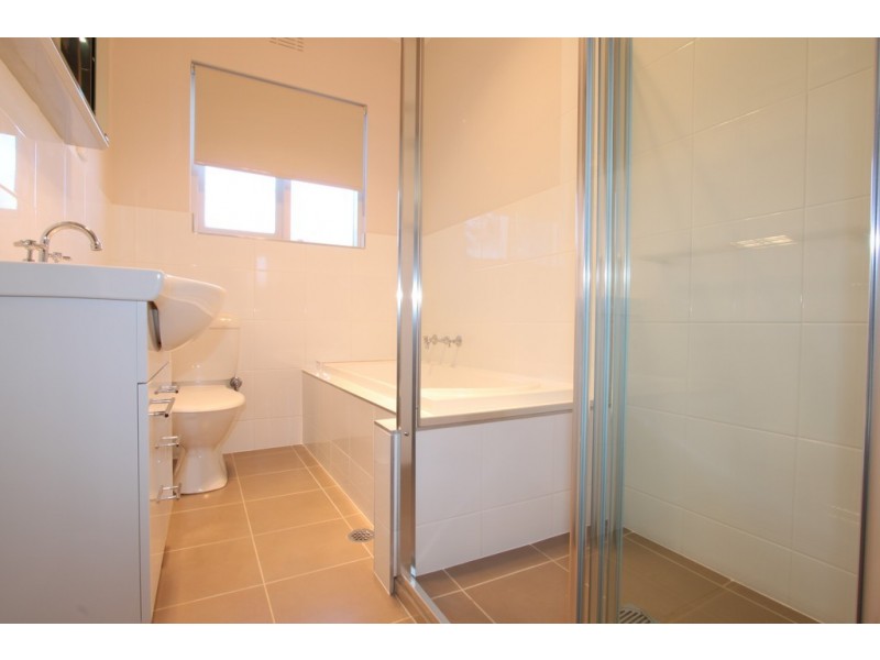 1/26 Carrington Street, Queanbeyan NSW 2620