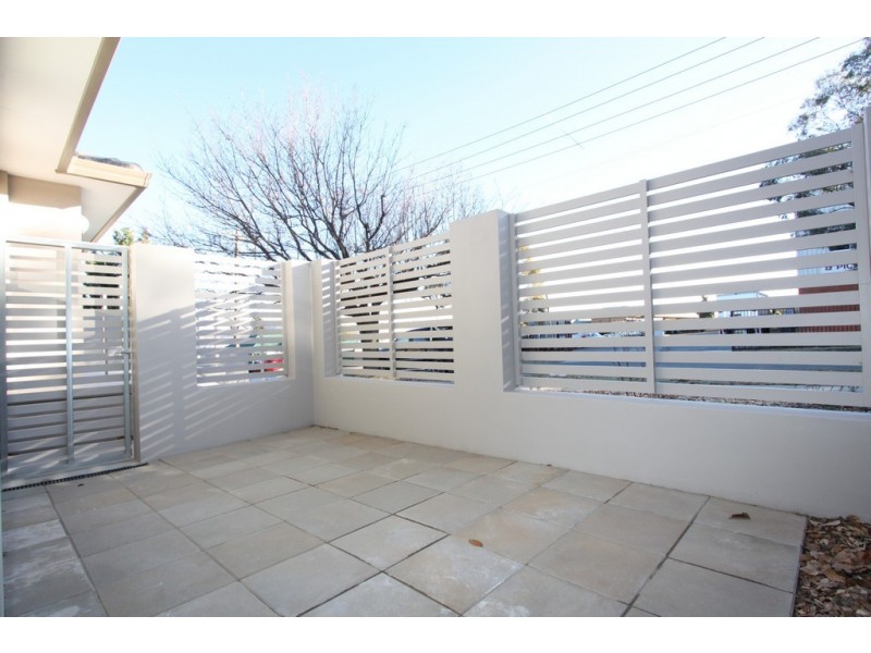 1/26 Carrington Street, Queanbeyan NSW 2620