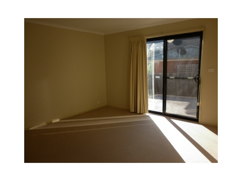 19 Tooroonga Crescent, Jerrabomberra NSW 2619